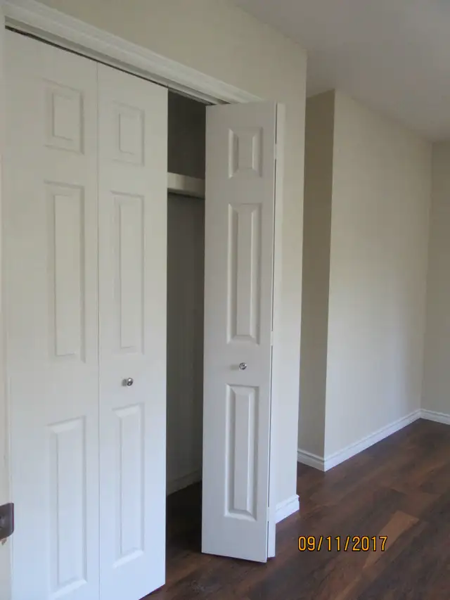 One Bedroom Apartment for Rent - Photo 3