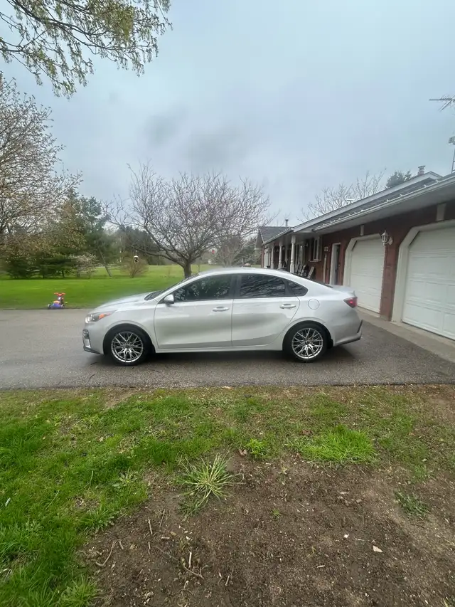 2019 Kia Forte LX - Photo 4