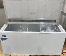 New 18ft. Hisense Chest Freezer, a convertible model