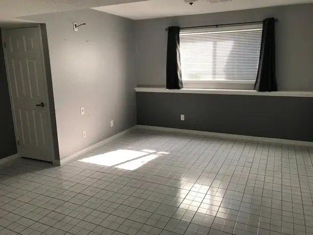 2 BEDROOM GROUND LEVEL HOME UNIT FOR RENT - Photo 6