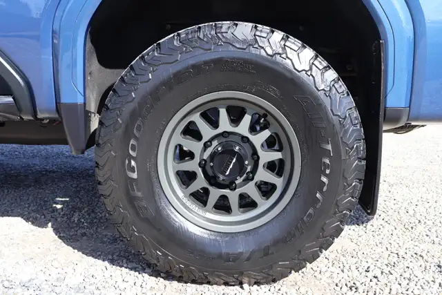 2025 GMC Sierra 3500HD LIFTED Denali Ultimate - Photo 18