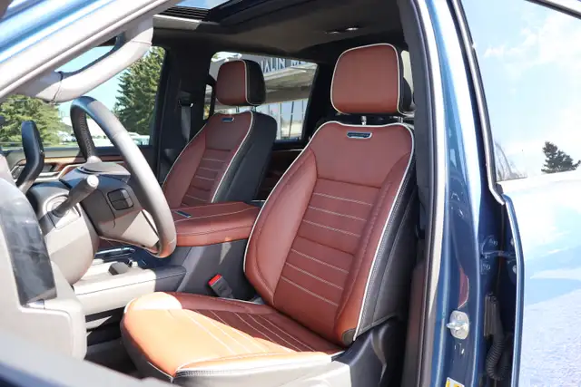 2025 GMC Sierra 3500HD LIFTED Denali Ultimate - Photo 25