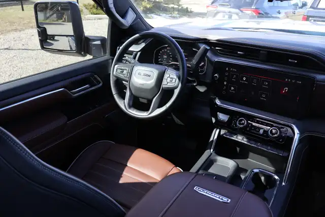 2025 GMC Sierra 3500HD LIFTED Denali Ultimate - Photo 30