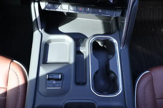 2025 GMC Sierra 3500HD LIFTED Denali Ultimate - Photo 36