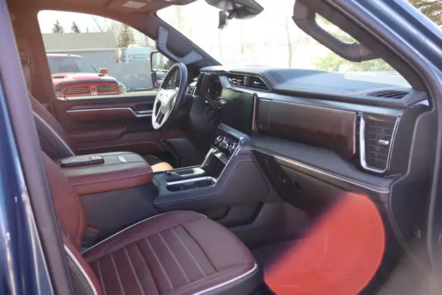 2025 GMC Sierra 3500HD LIFTED Denali Ultimate - Photo 40