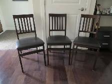 For Sale: Folding Chairs