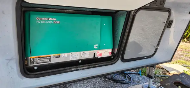 For Sale:2017 Keystone Impact 5th wheel toy hauler 36 ft. - Photo 7