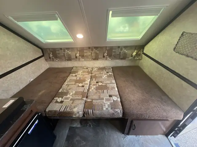 2016 Jayco Expandable Trailer 12HSB COMPACT, SUV TOWABLE - Photo 12