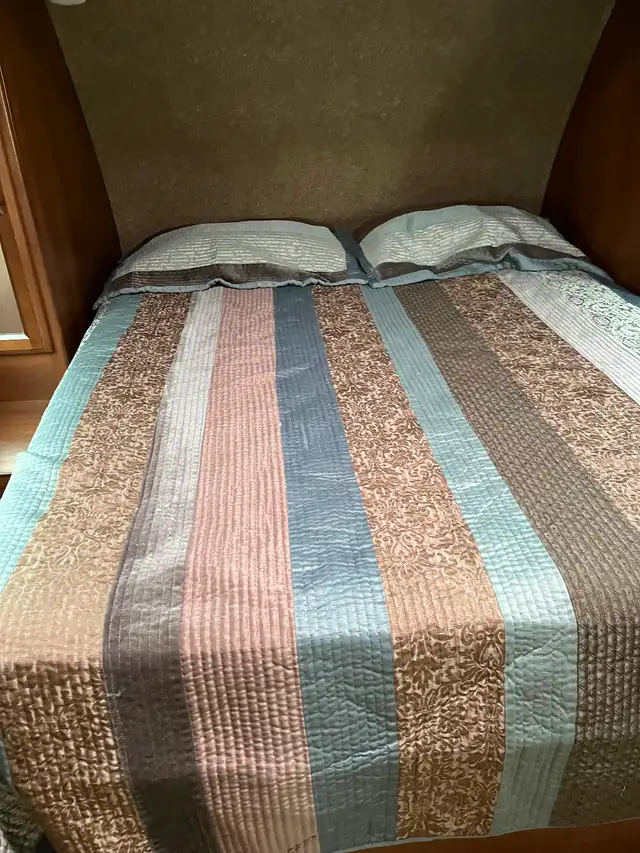 2016, 24 ft Coachman Express Trailer - Photo 4