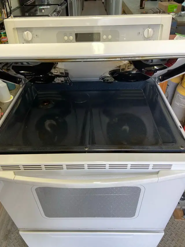 Kenmore Stove - Photo 3