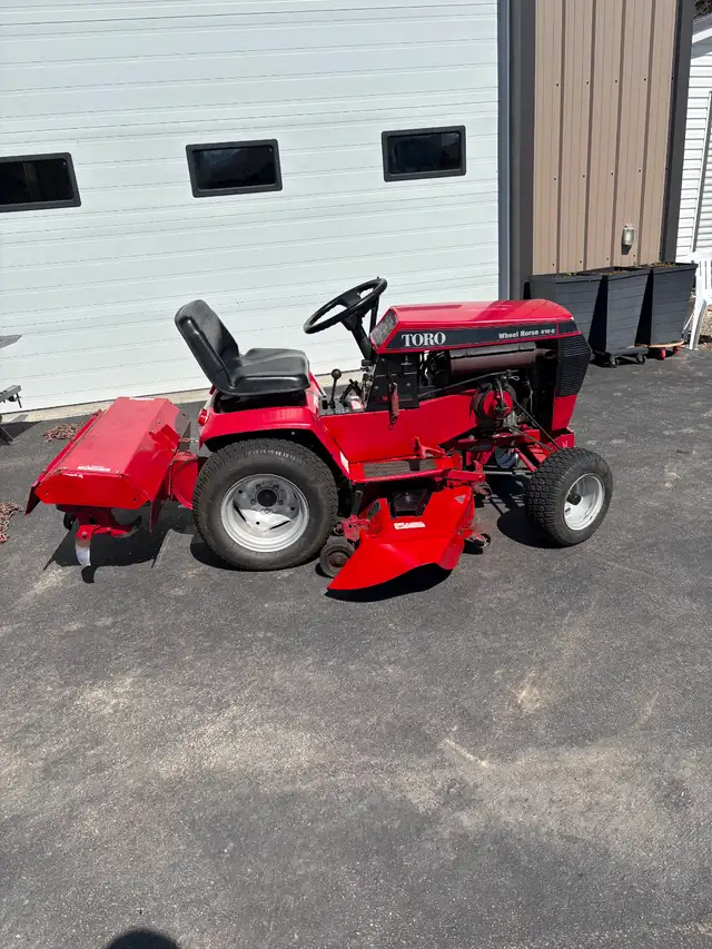 Toro Wheel Horse 416-8 Garden tractor