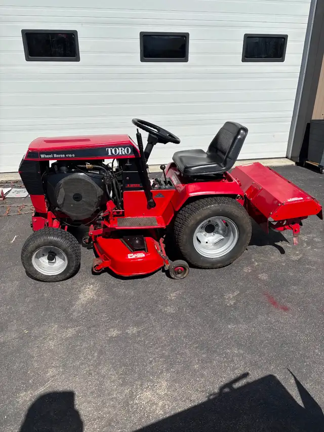 Toro Wheel Horse 416-8 Garden tractor - Photo 2