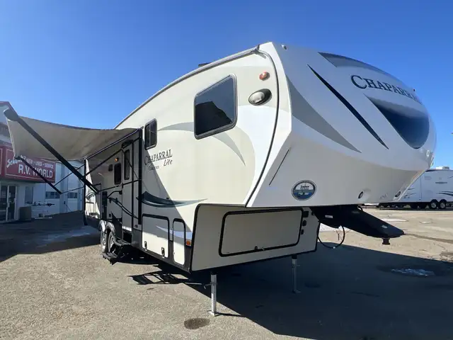 2015 COACHMEN FREEDOM EXPRESS 31SE BUNK HOUSE MODEL, SPACIOUS
