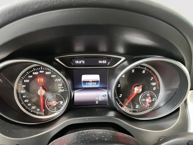 2019 Mercedes-Benz CLA250 4MATIC Coupe Outstanding value! Highly - Photo 6