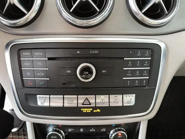 2019 Mercedes-Benz CLA250 4MATIC Coupe Outstanding value! Highly - Photo 8