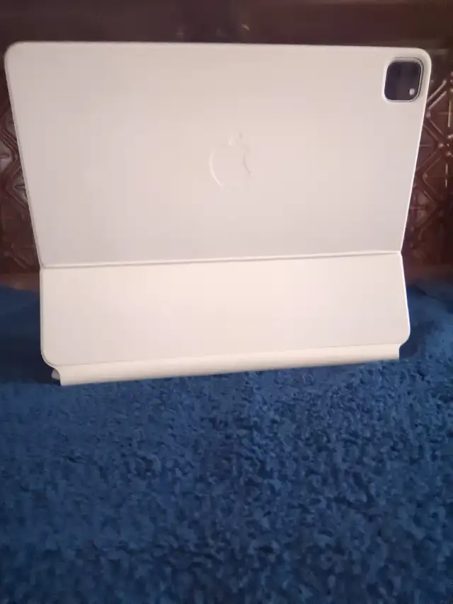 IPad 12.9 , 5th Generation , WiFi , 1Tb , Magic keyboard - Photo 3