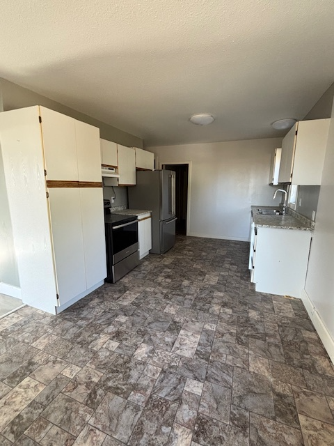 Acreage Home Rental Separate Yard with Quonset and Garage - Photo 6