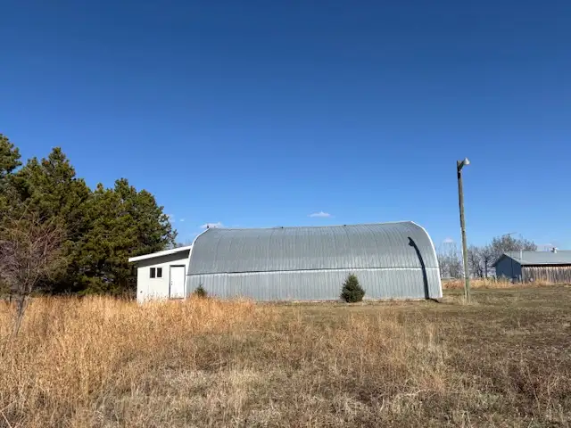 Acreage Home Rental Separate Yard with Quonset and Garage - Photo 16