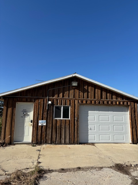 Acreage Home Rental Separate Yard with Quonset and Garage - Photo 20