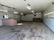 Acreage Home Rental Separate Yard with Quonset and Garage - Photo 21