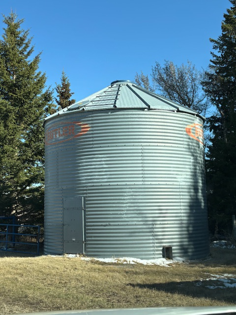 Acreage Home Rental Separate Yard with Quonset and Garage - Photo 29