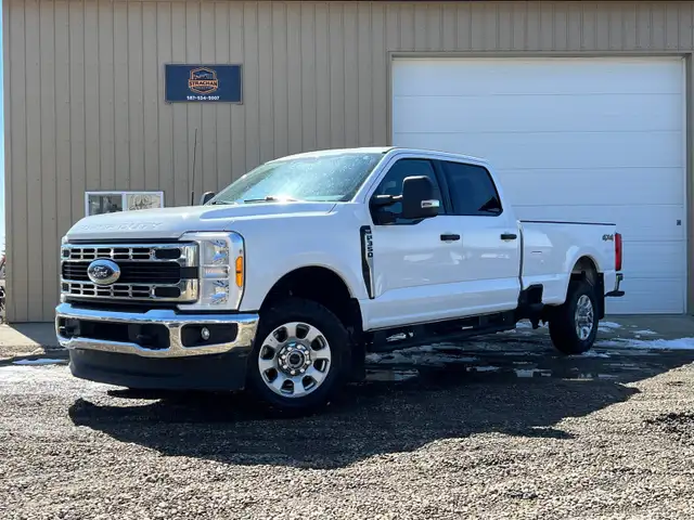 2023 Ford F-350 XLT 7.3L