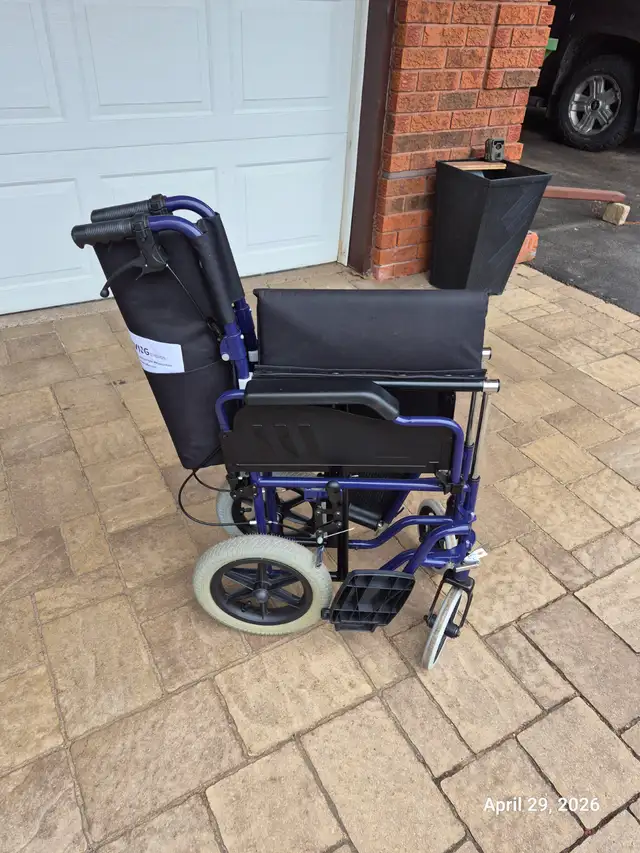 FOLDING WHEELCHAIR FOR SALE - Photo 3