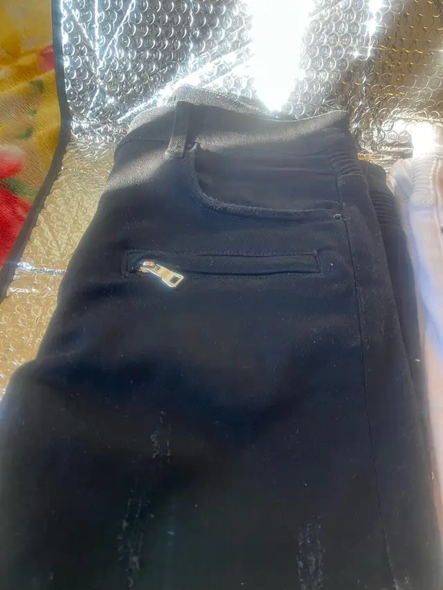 Red Wish Collectors - Embellish Jeans Sale, Size 34/36 - Photo 2