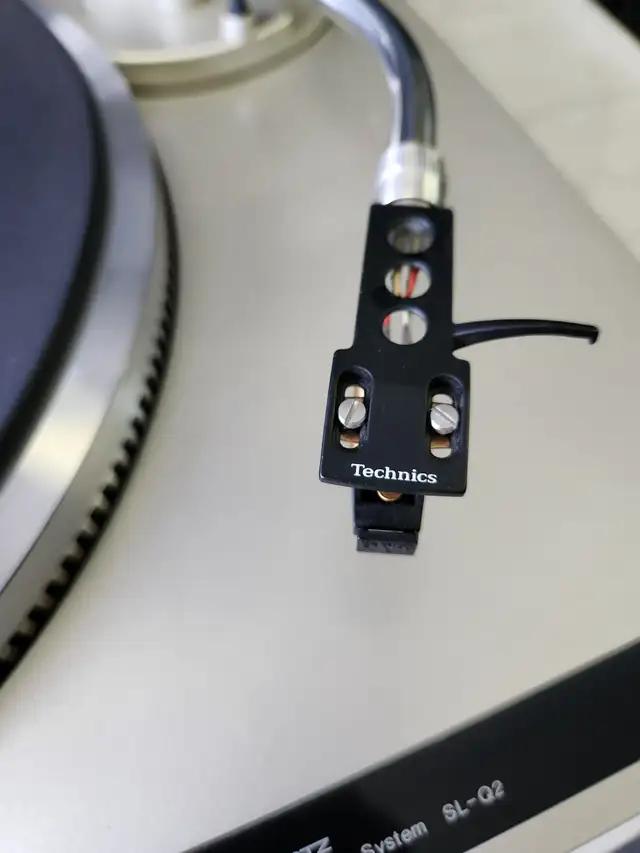 TECHNICS SL-Q2 DIRECT DRIVE AUTOMATIC TURNTABLE WITH EMPIRE 4000 - Photo 4