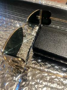 $150 DESIGNER SALES - BURBERRY, GIUSEPPE, GUCCI, VALENTINO - Photo 3