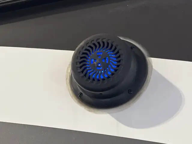 2017 Keystone Outback 332FK, FRONT KITCHEN & DINETTE SPACIOUS - Photo 7