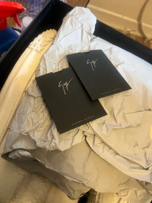 $180 Sneaker Deals, Giuseppe Zanotti, Size 13 White Leather - Photo 4