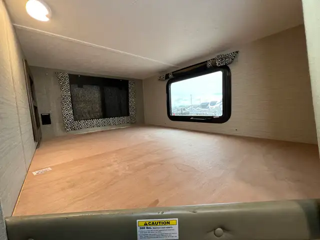 2018 KEYSTONE BULLET 247BHSW BUNKS, REAR BATHROOM, SECOND ACCESS - Photo 29