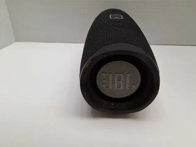 JBL Charge 4 Bluetooth Speaker - Photo 2