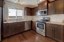 PRICE DROP! MODERN FULLY DEVELOPED COCHRANE HOME FOR SALE - Photo 3