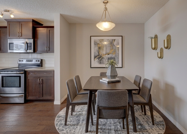 PRICE DROP! MODERN FULLY DEVELOPED COCHRANE HOME FOR SALE - Photo 4