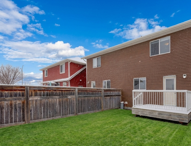 PRICE DROP! MODERN FULLY DEVELOPED COCHRANE HOME FOR SALE - Photo 10
