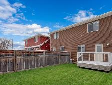 PRICE DROP! MODERN FULLY DEVELOPED COCHRANE HOME FOR SALE - Photo 10