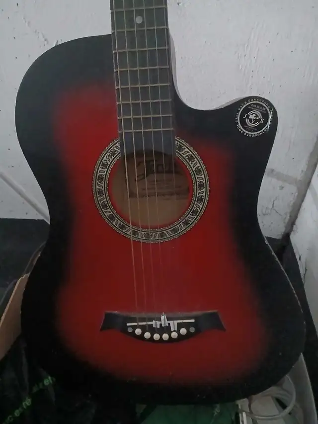 Classical Guitar ( acoustic) - Photo 3