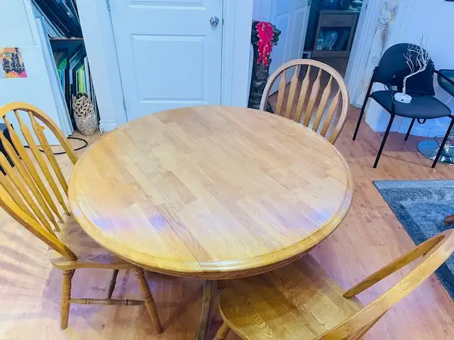 Wooden Dining Table with 3 chairs - Photo 3