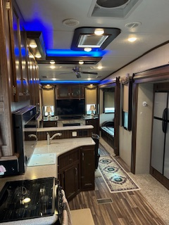 For Sale - 2017 Keystone Montana High Country 378RD - Photo 2