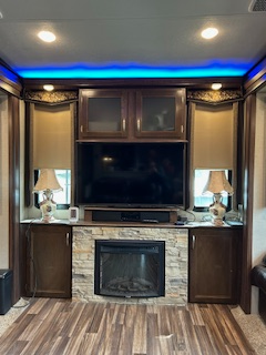 For Sale - 2017 Keystone Montana High Country 378RD - Photo 4