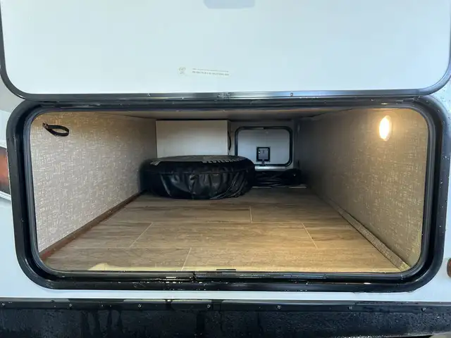 2018 Wilderness 2475BBH BUNKS, SPACIOUS, OUTDOOR KITCHEN - Photo 11