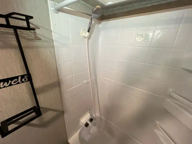 2018 Wilderness 2475BBH BUNKS, SPACIOUS, OUTDOOR KITCHEN - Photo 29