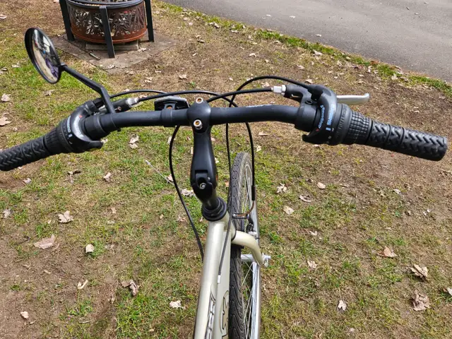 Vélo a 2 roues - Photo 2