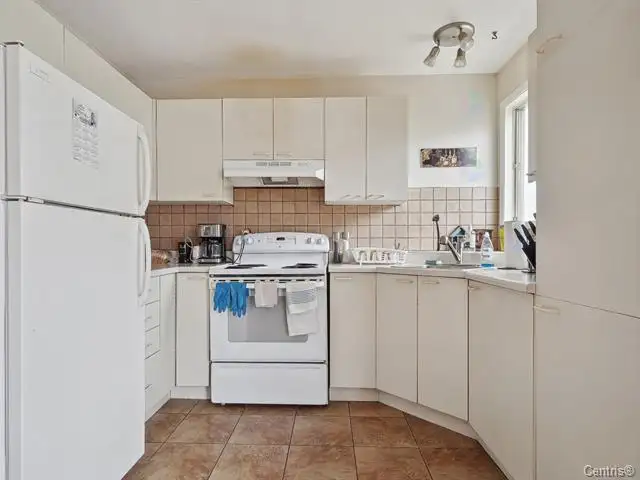 logement a louer au 596 rue de Chablis Laval - Photo 2