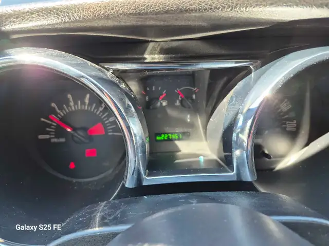 2005 Ford Mustang - Photo 8