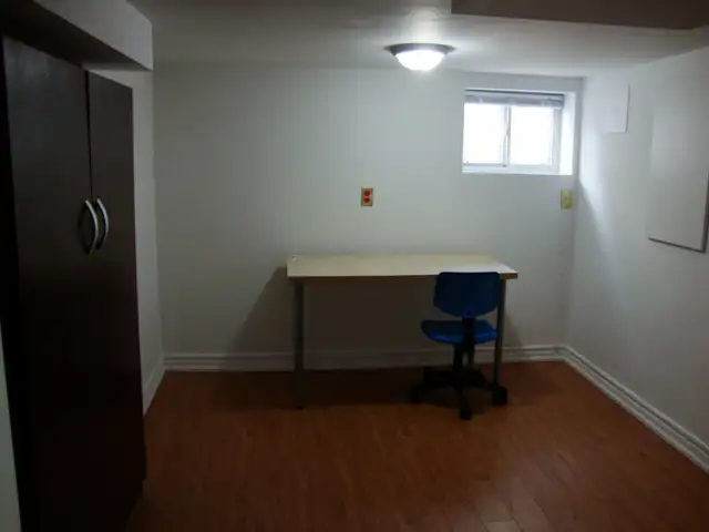 Three rooms available for rent in a house near UTSC - Photo 2