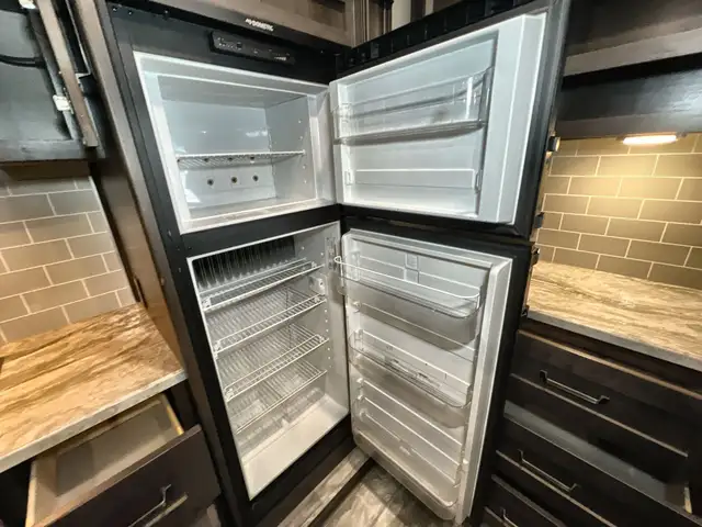 2020 Grand Design Reflection 295RL, SPACIOUS, COUPLES UNIT - Photo 27