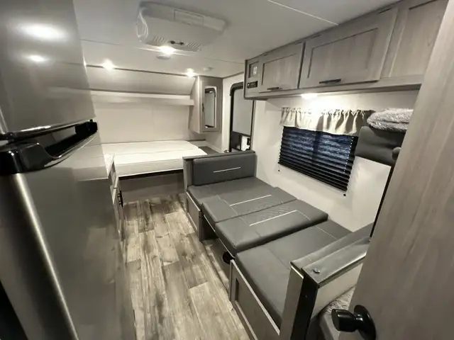 2022 Coleman 18BH LIGHT WEIGHT, DOUBLE BUNKS - Photo 5